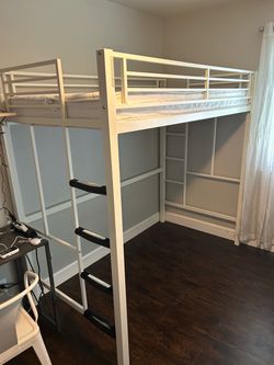 Twin size loft bed - White, metal - Near 281/1604 Redland