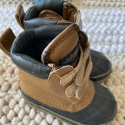 Snowboots Size 5  $15