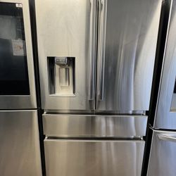 Refrigerator 