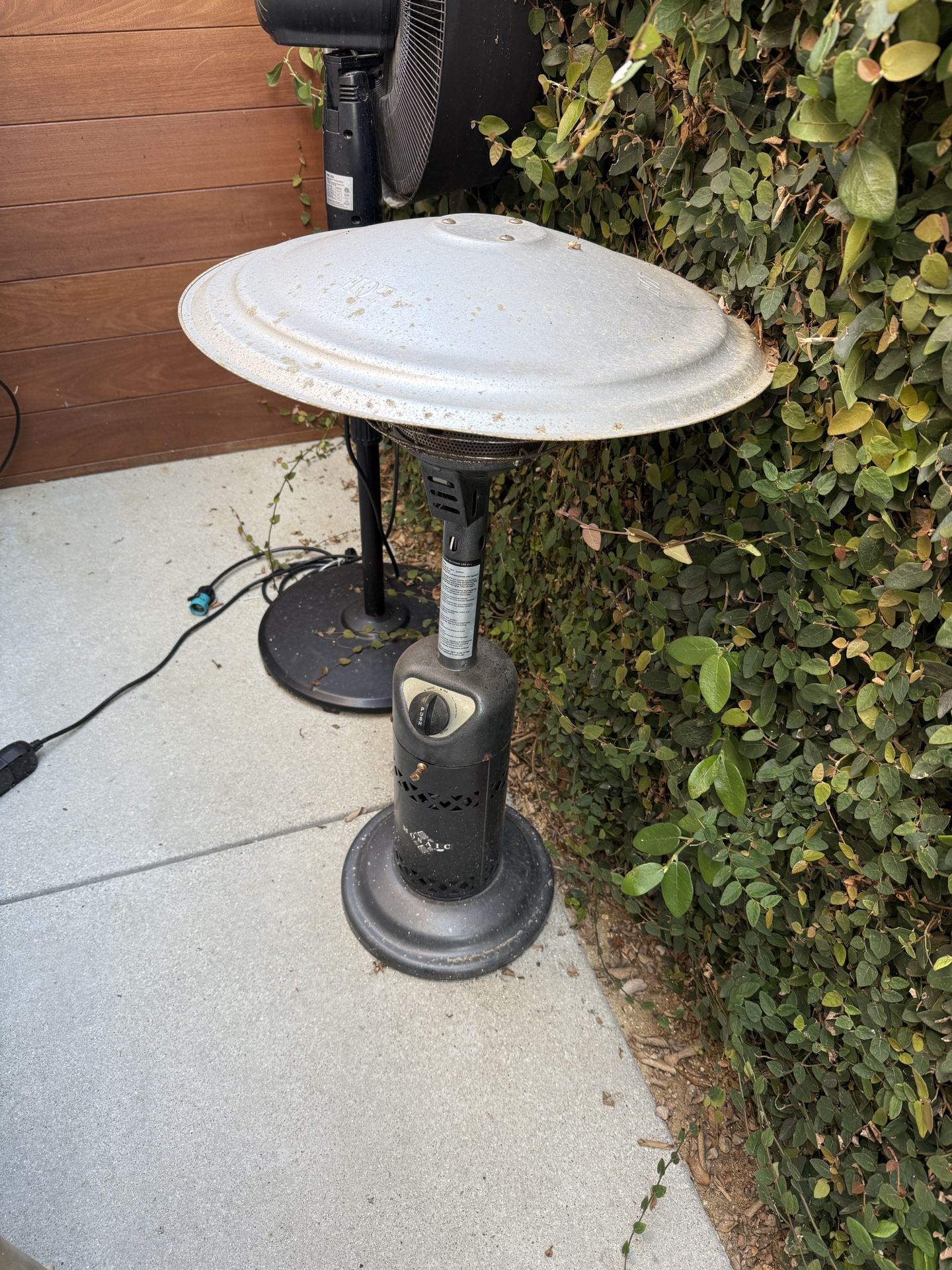 Table heater