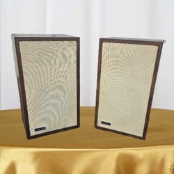 Vintage Advent Speakers, Henry E Kloss Design