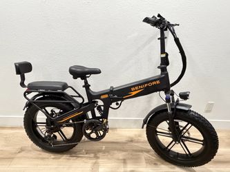 ebike E-bikes  Power Bike Electric Bike Peddle Assistant Battery powered Foldable  Scooter helmet step thru commuter