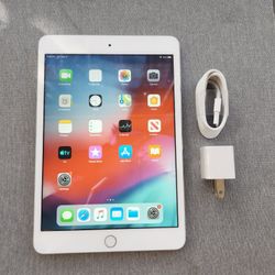 Apple iPad Mini 3 - Wifi - Like New 