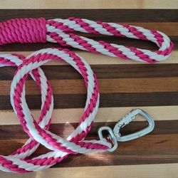 Handmade Paracord Dog Leash With Sports Clip