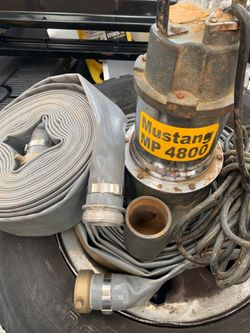 Mustang MP 4800 Submersible Pump