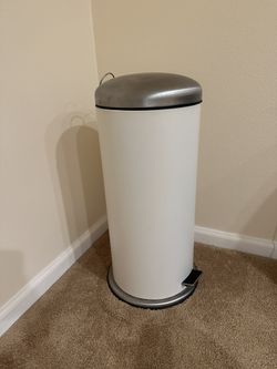 Ikea Trash Can 8 Gallon