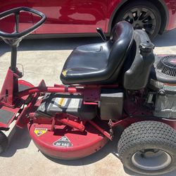 Snapper 28 Inch Hi-VAC Riding Mower