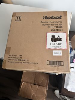 iRobot Roomba J7 Brand New