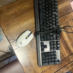 Roccat Gaming Keyboard Rgb Mechanical And Logitech Gaming Mouse Bluetooth  