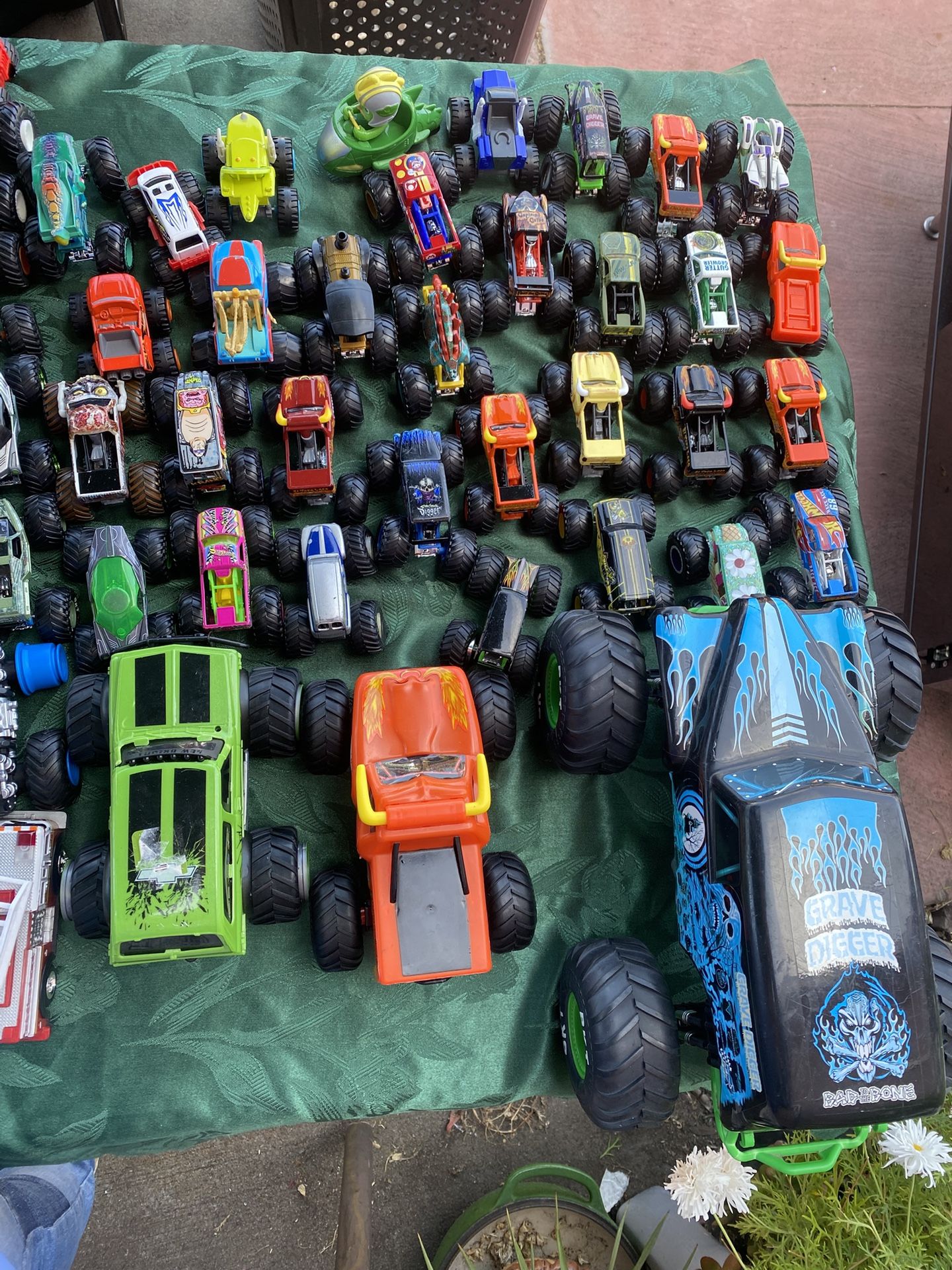 Monster Trucks