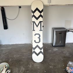 M3 Snowboard
