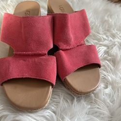 Ugg slippers size 8