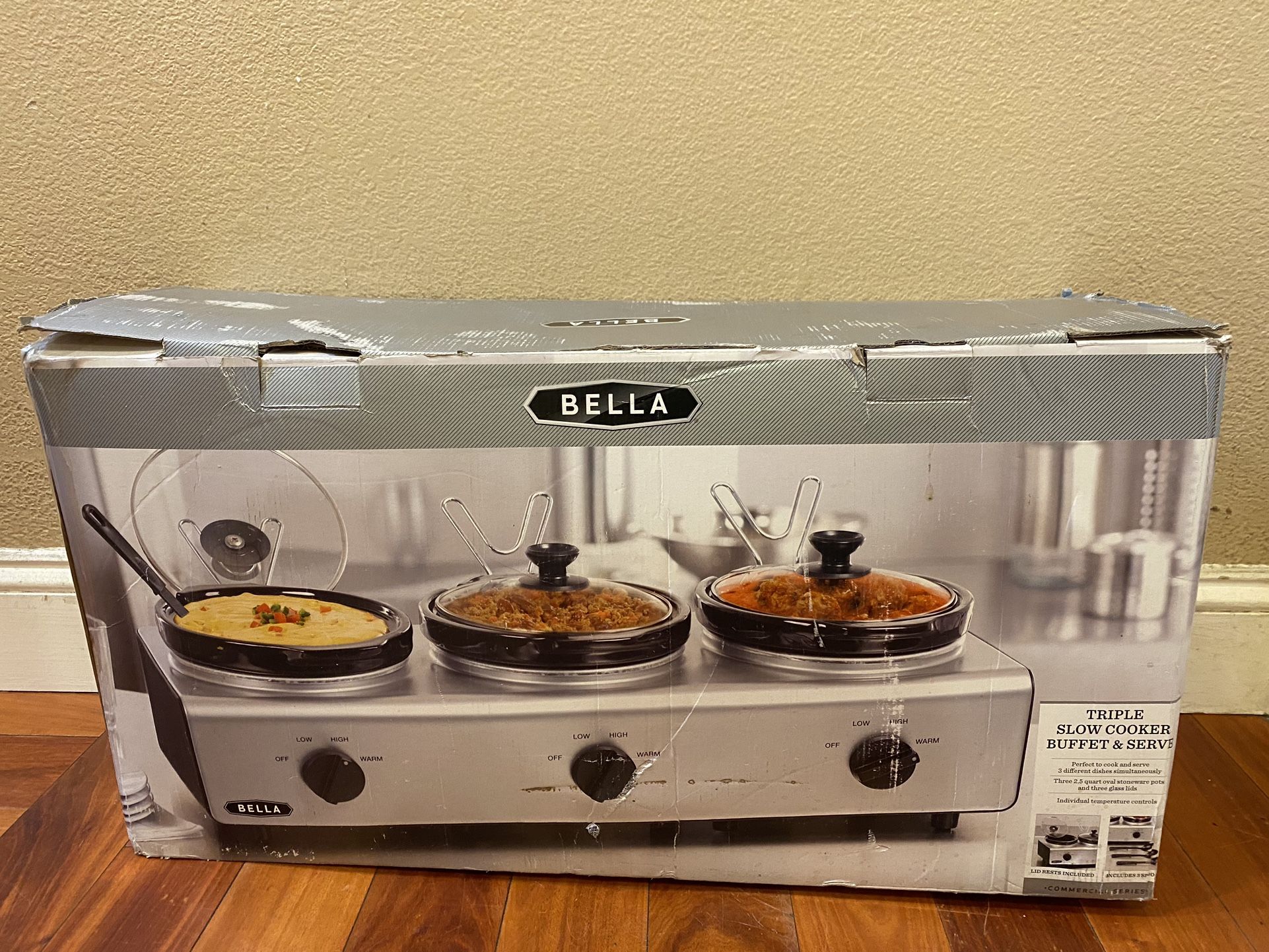 BELLA Sensio 2.5 Quart Triple Slow Cooker Buffet 3 Crock Pot Server 90036