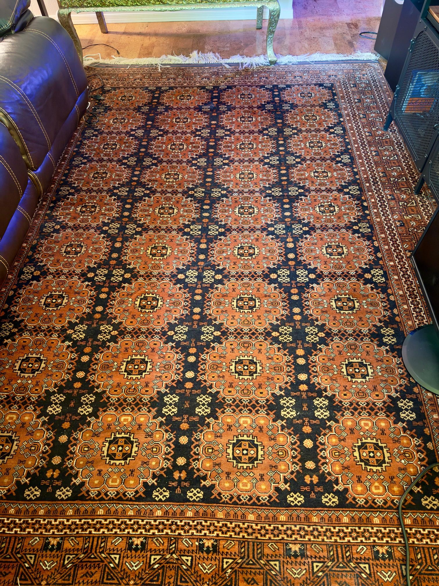 Authentic Hand Knotted Persian Area Rug (9 ft x 6 ft)