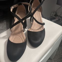 Size 6.5 (Womens) Heels