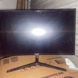Samsung 27in Curved Monitor In Box  (Like New)