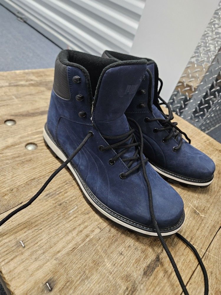 Puma boots size 11 mens