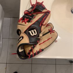 WILSON A2000 