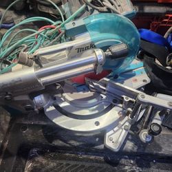10 "Makita Chop Saw With Makita Stand 