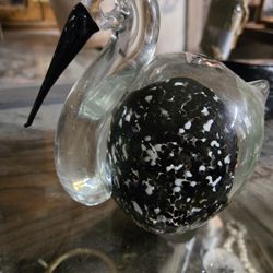 Portland House Pelican Glass Paperweight NO Flaws Perfect See ALL Pics