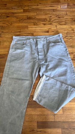 Levi's Light Gray Denim Jeans
