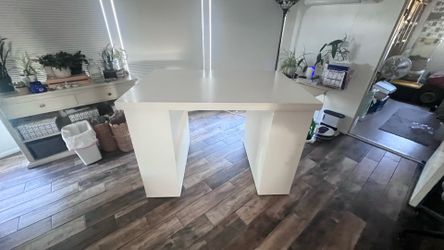 Pottery Barn Bedford Project Table