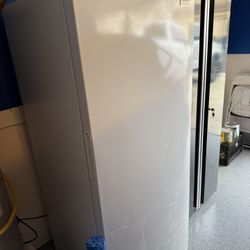 Frigidaire Upright Freezer