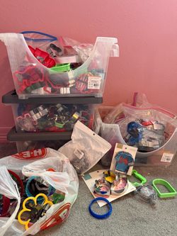Cookie decorator supplies