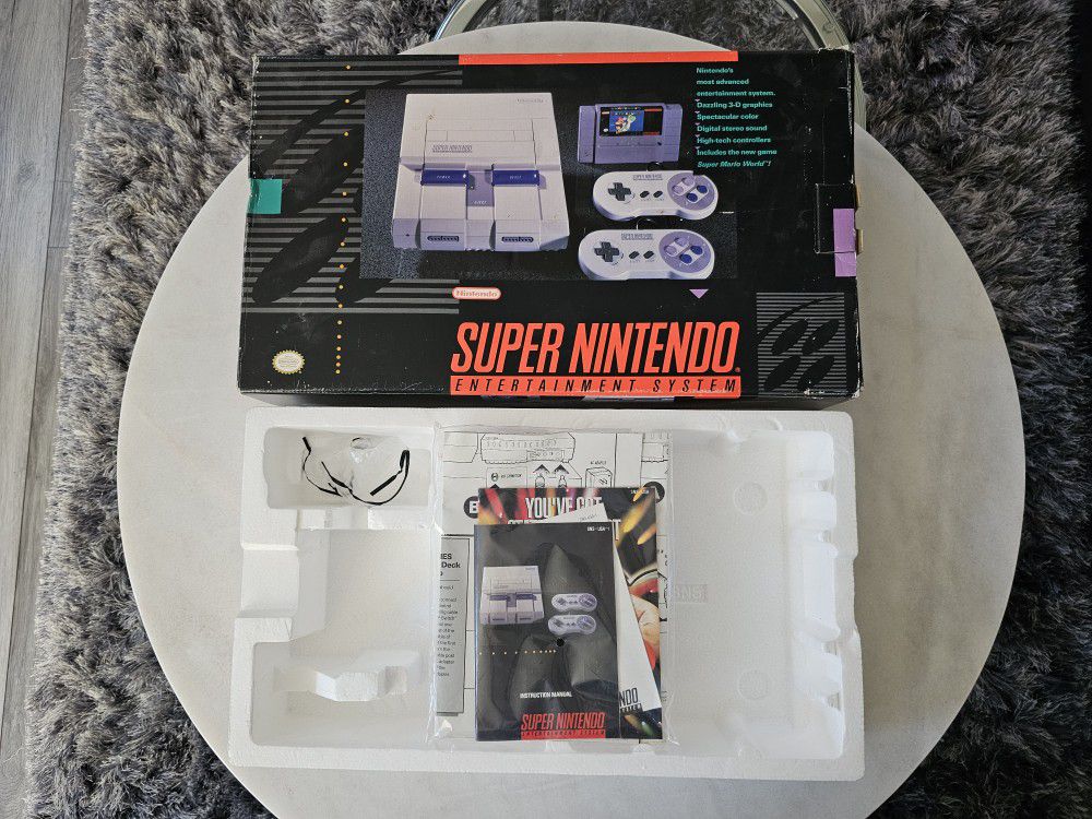 Original SNES Super Nintendo Super Mario World Edition 1991 Box Only No Console