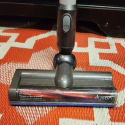 Dyson Cordless Vacuum Sweeper 