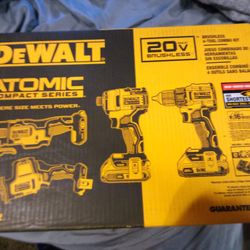 DeWalt 4 Tool Brushless 20v Atomic Series Combo New In Box With Bag And Chrg 2 Batteries 
