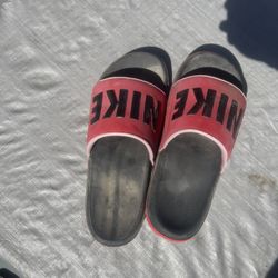 Nike slides