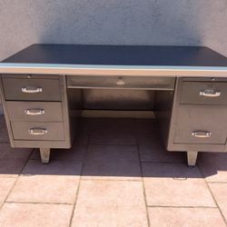 1960 s Cole Steel Tanker Desk for Sale in Mission Viejo CA OfferUp