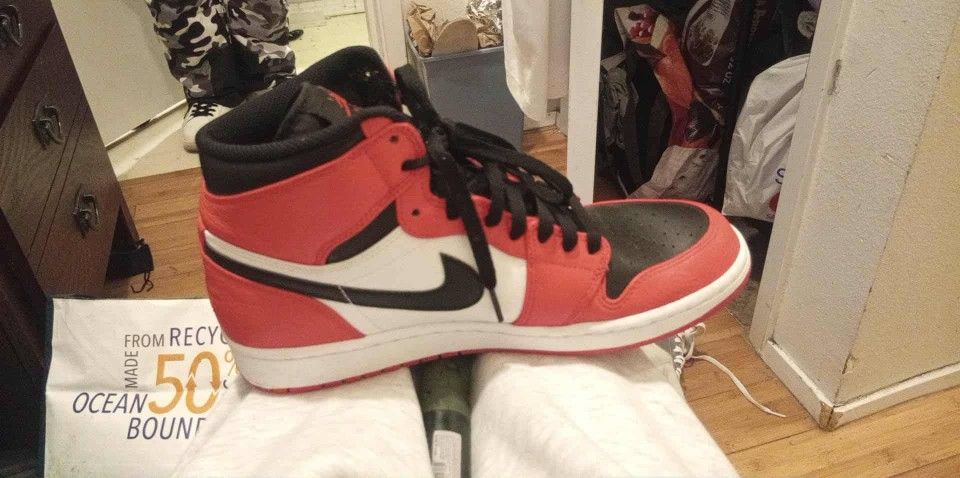 Air Jordan 1 Rare Air 'Max Orange' 332550-800