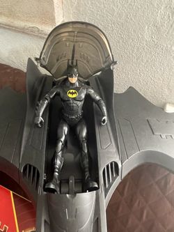 Batman  Con Su Nave 