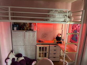 Twin loft bed