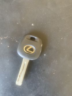 Lexus key