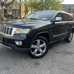 2011 JEEP CHEROKEE!!!AWD!!!OVERLANDER$$$3750$$$