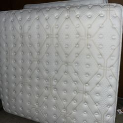 King Size ISeries Mattress ONLY