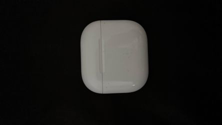 Apple AirPods Clean & Ready to Pair