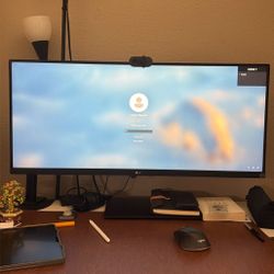 LG - 34" UltraWide FHD FreeSync Monitor with HDR - Black