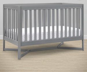 Delta crib 4 in 1 convertible with matress