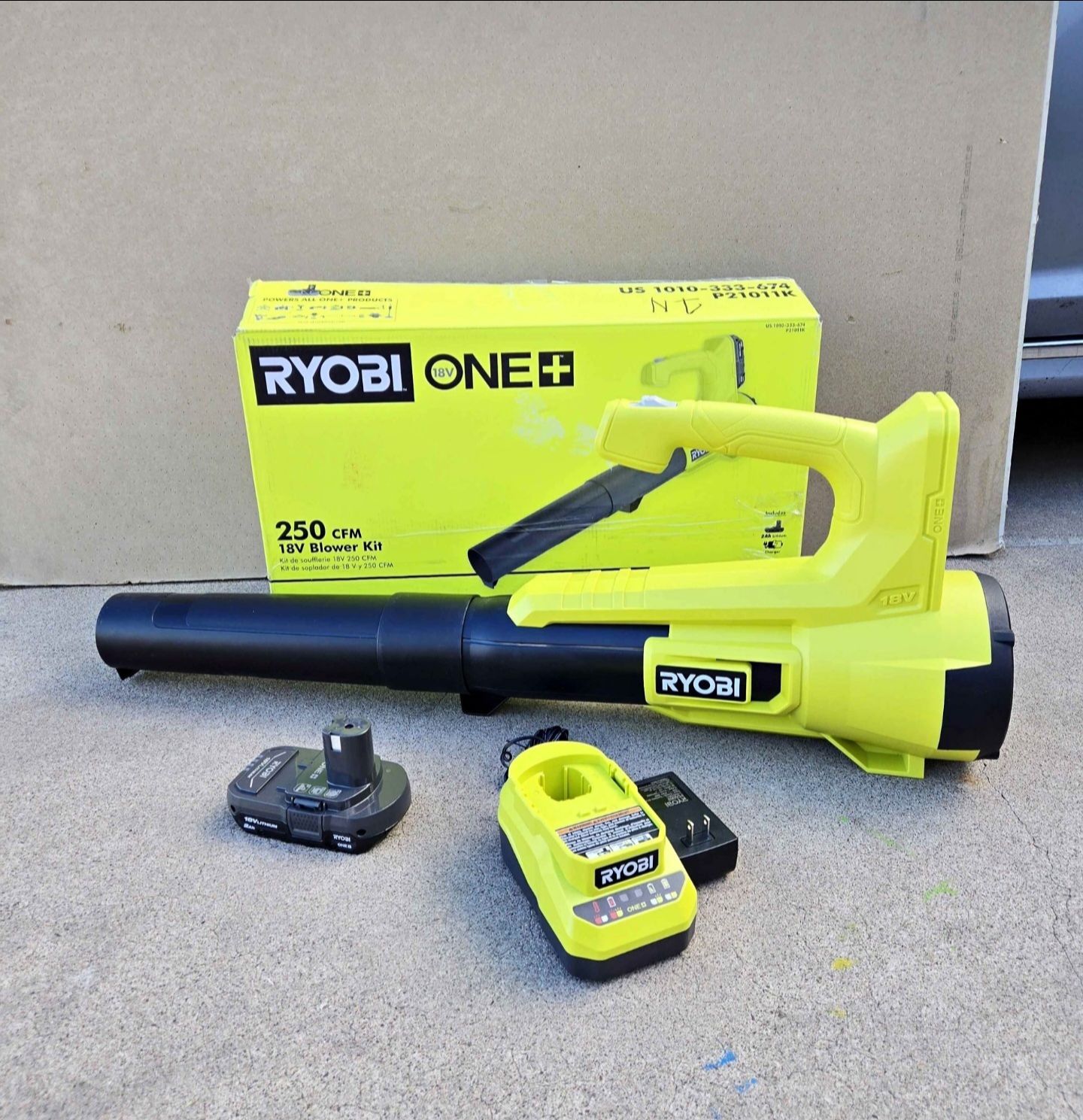 RYOBI 18V 250CFM Leaf Blower KIT
