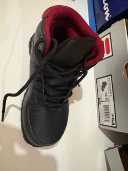 Fila Ascender 2 Kids Sneaker Size 12.5
