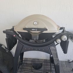 Weber Q Grill Good Condition 