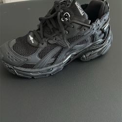 Balenciaga Runner 
