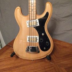Vintage Univox Bass