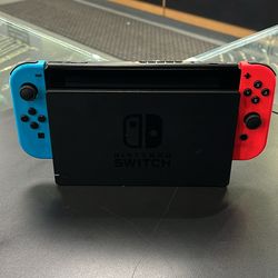Nintendo Switch *wires and doc included* HAC-001 (1127)