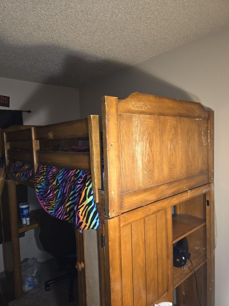 Free Bunk Bed With Desk