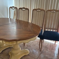 Table And Chairs 